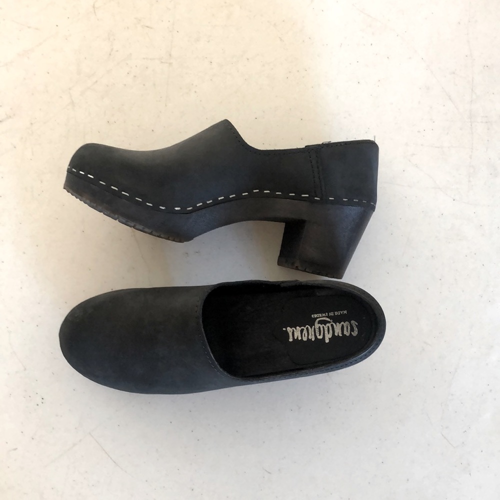 Sandgrens black Swedish clogs in tried on but otherwise new condition. Size 37